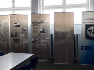 Výstava Sami proti všem (10. 11. 2021)