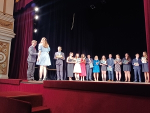 2022-05-23 Maturitní slavnost divadlo