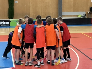 Předvánoční florbalový turnaj