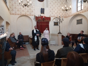 Rabín Maxa, Kameny zmizelých