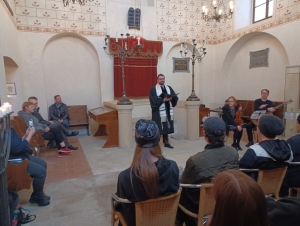 Rabín Maxa, Kameny zmizelých