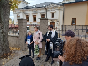 Rabín Maxa, Kameny zmizelých