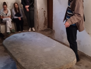 DS na židovském hřbitově