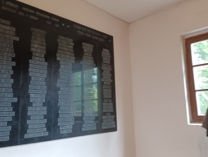 DS na židovském hřbitově