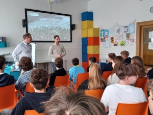 Den hanby – Povolný