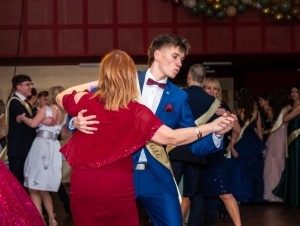 Maturitní ples oktávy