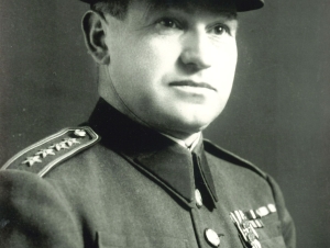 Alois Liška v hodnosti plukovníka československé armády, archiv rodiny Steinerových