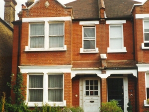 Dům v londýnské čtvrti Putney, kde Alois Liška žil v době svého druhého britského exilu, foto: Zuzana Juřková, 2001